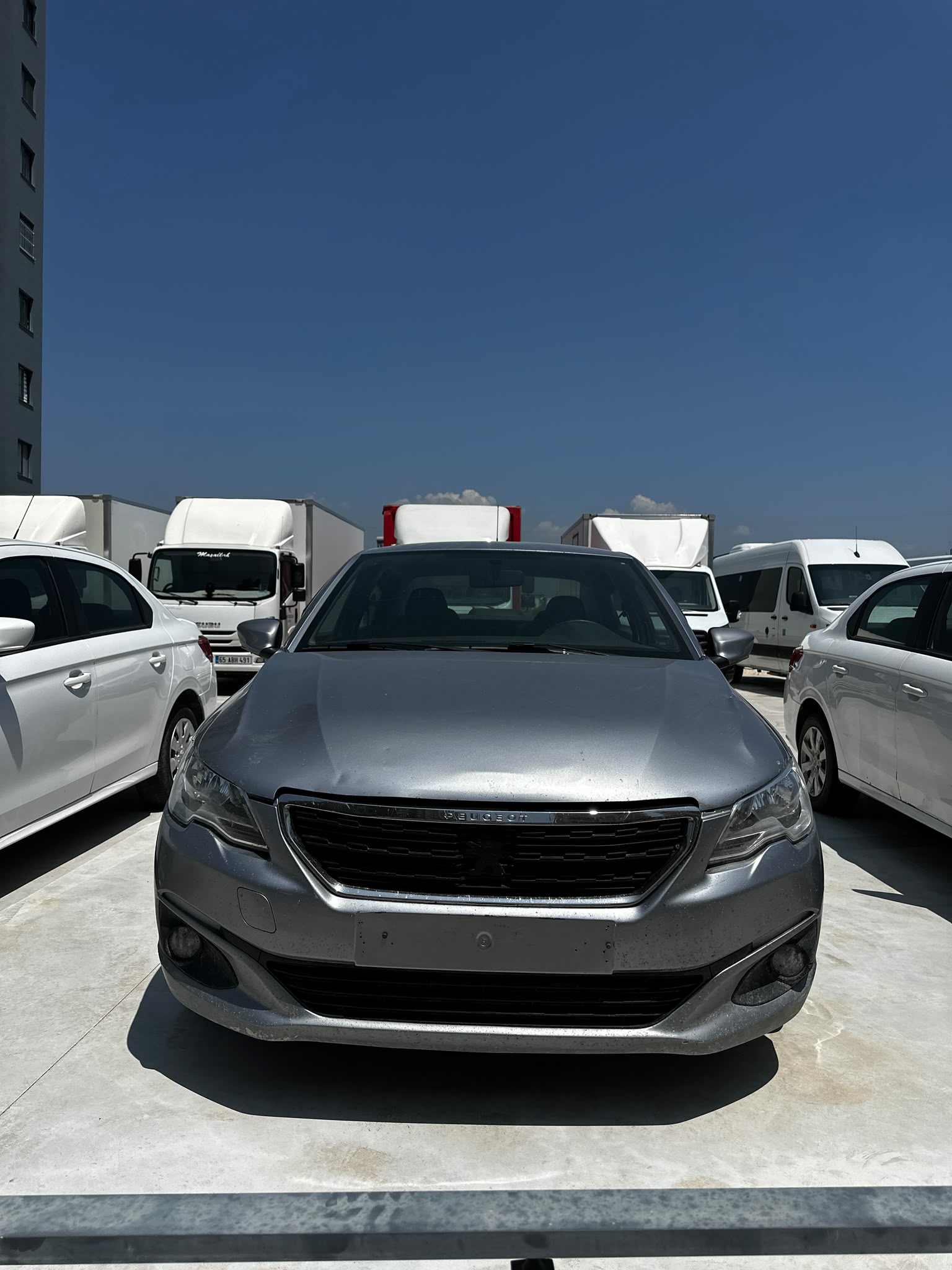PEUGEOT 301 2019