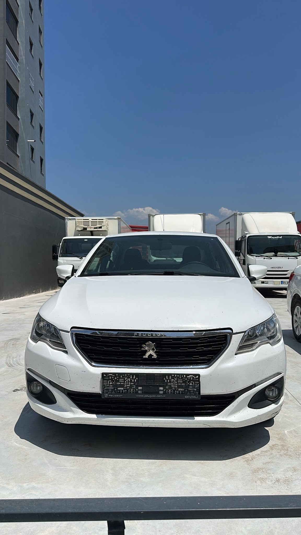 PEUGEOT 301 2018