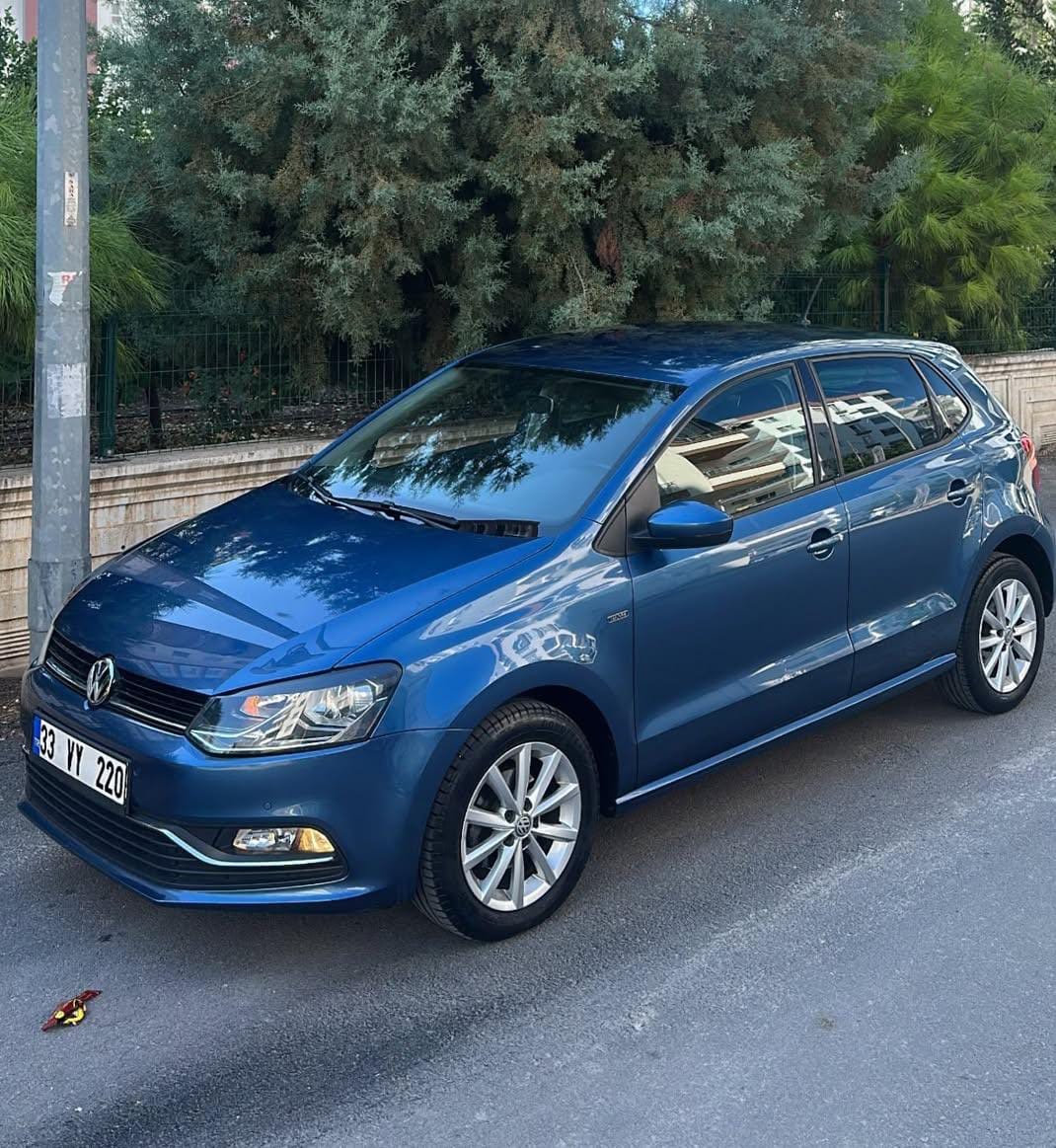 VOLKSWAGEN POLO 2016